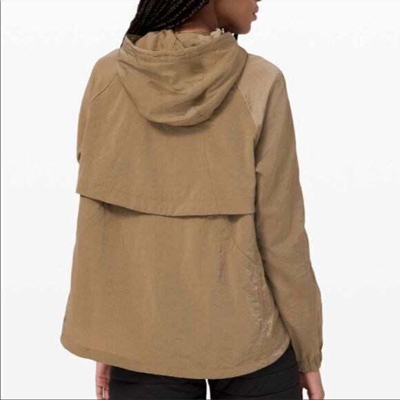 LuluLemon Seek Vistas Brown 1/2 Zip Nylon Hoodie Pullover Jacket in XS/S - Picture 3 of 11